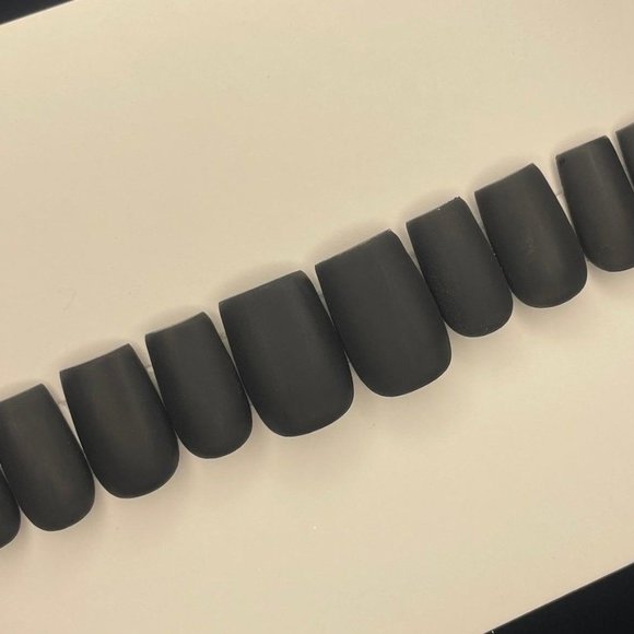 Short square black press on nails matte full cover nails solid color handmade - Picture 1 of 1